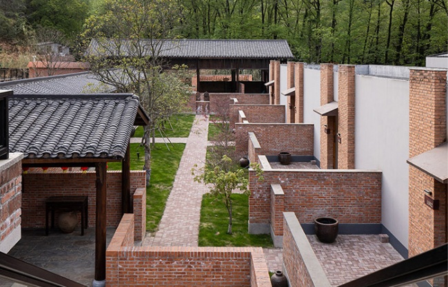 池州红专记民宿，安徽 / 苏州右见商业建筑装饰设计工程有限公司