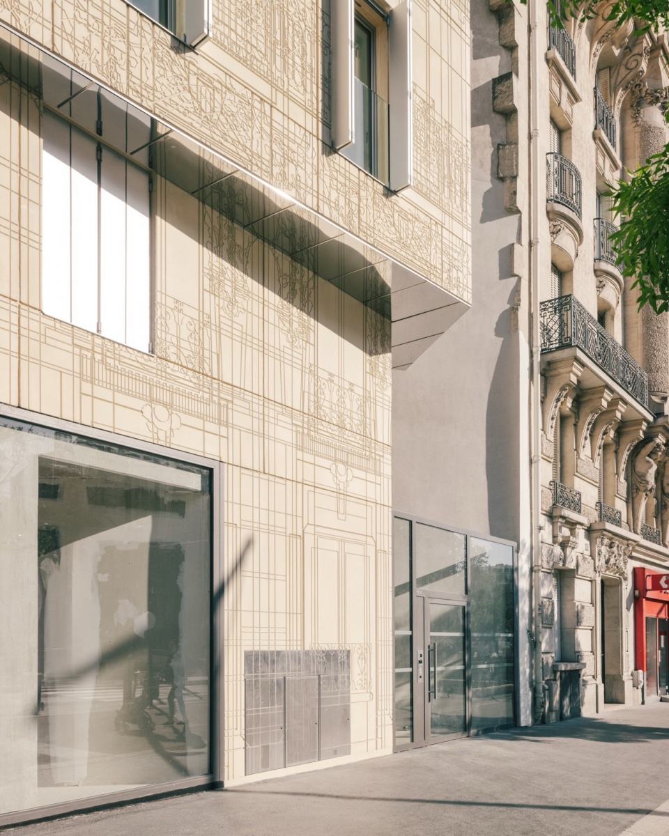 105 Boulevard Poniatowski 12 social housing 1 business premises by MARS Architectes