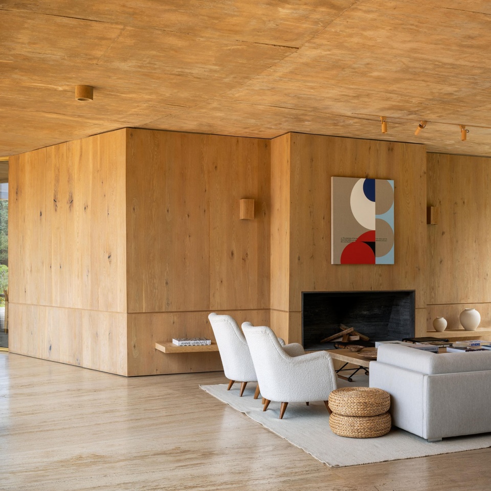 House 720 Degrees
