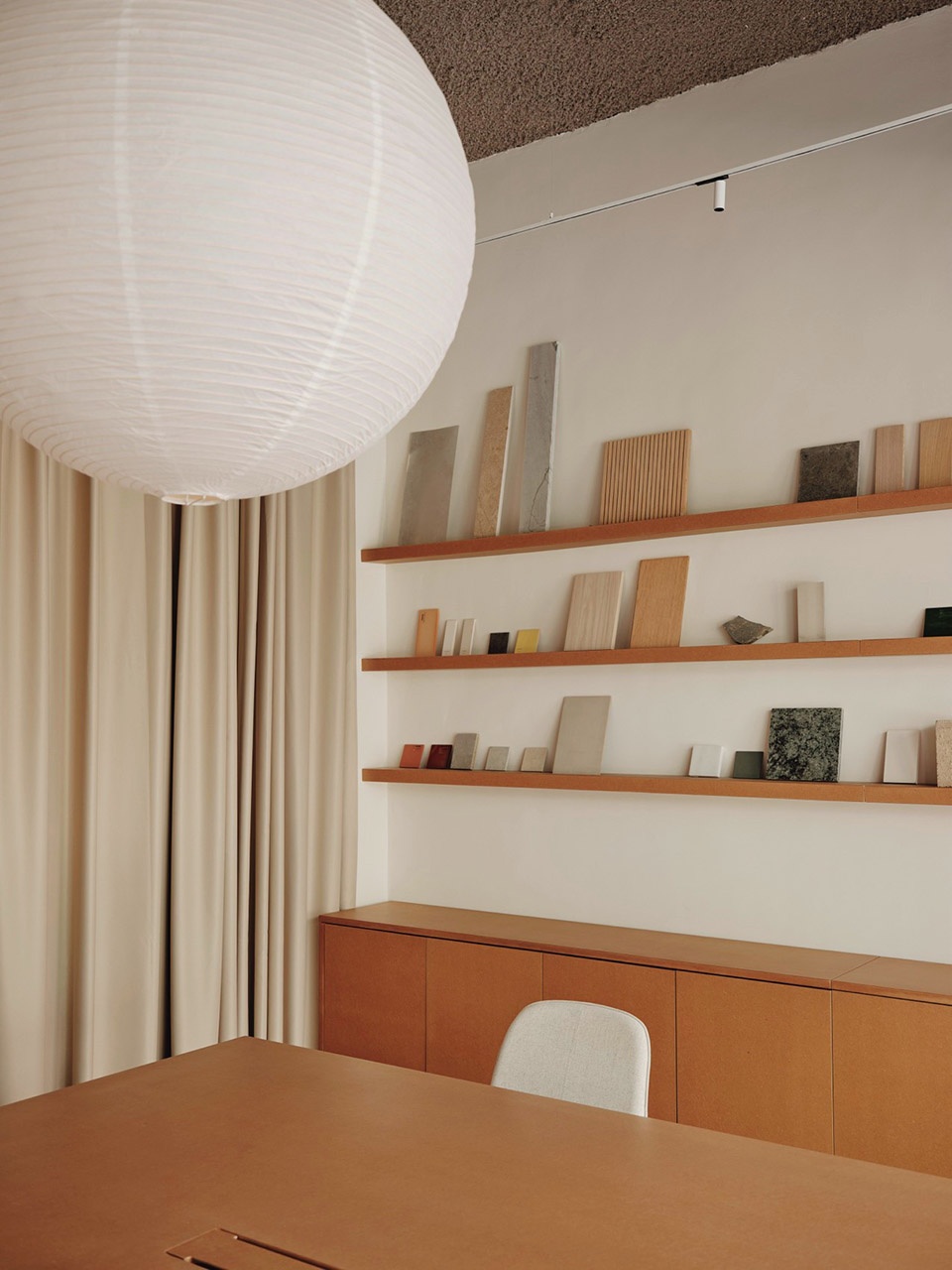Sornells 21 by TOT Studio Paloma Bau Estudio