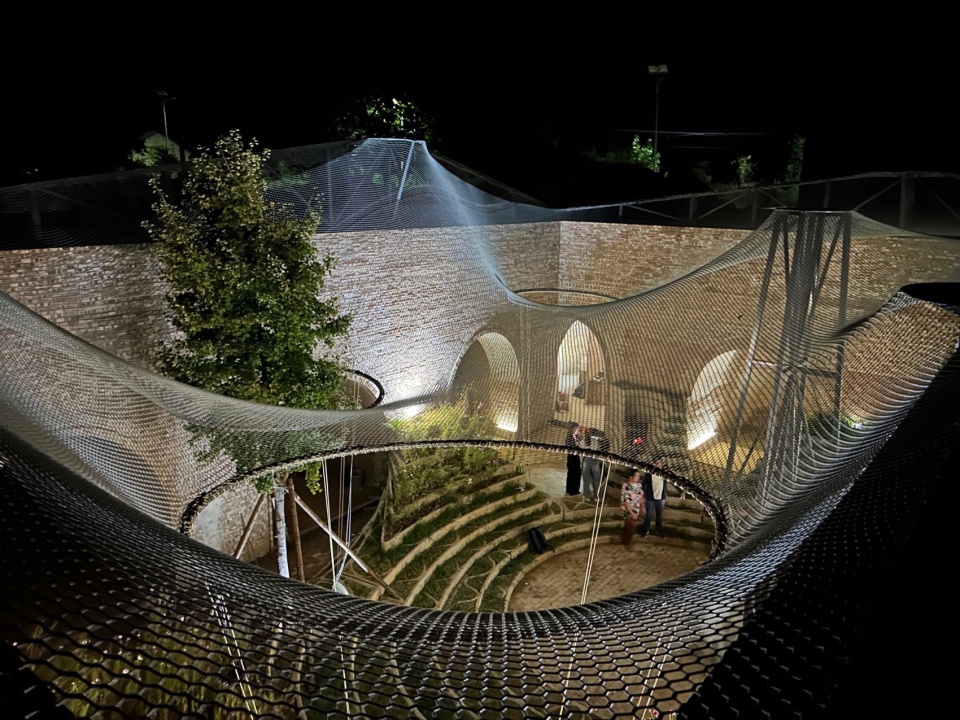 Underground House of the Future by John Lin Olivier Ottevaere Lidia Ratoi