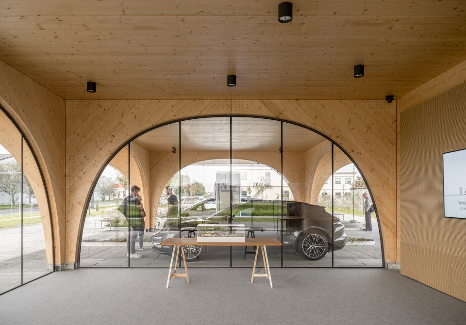better energy charge charging station for evs by effekt