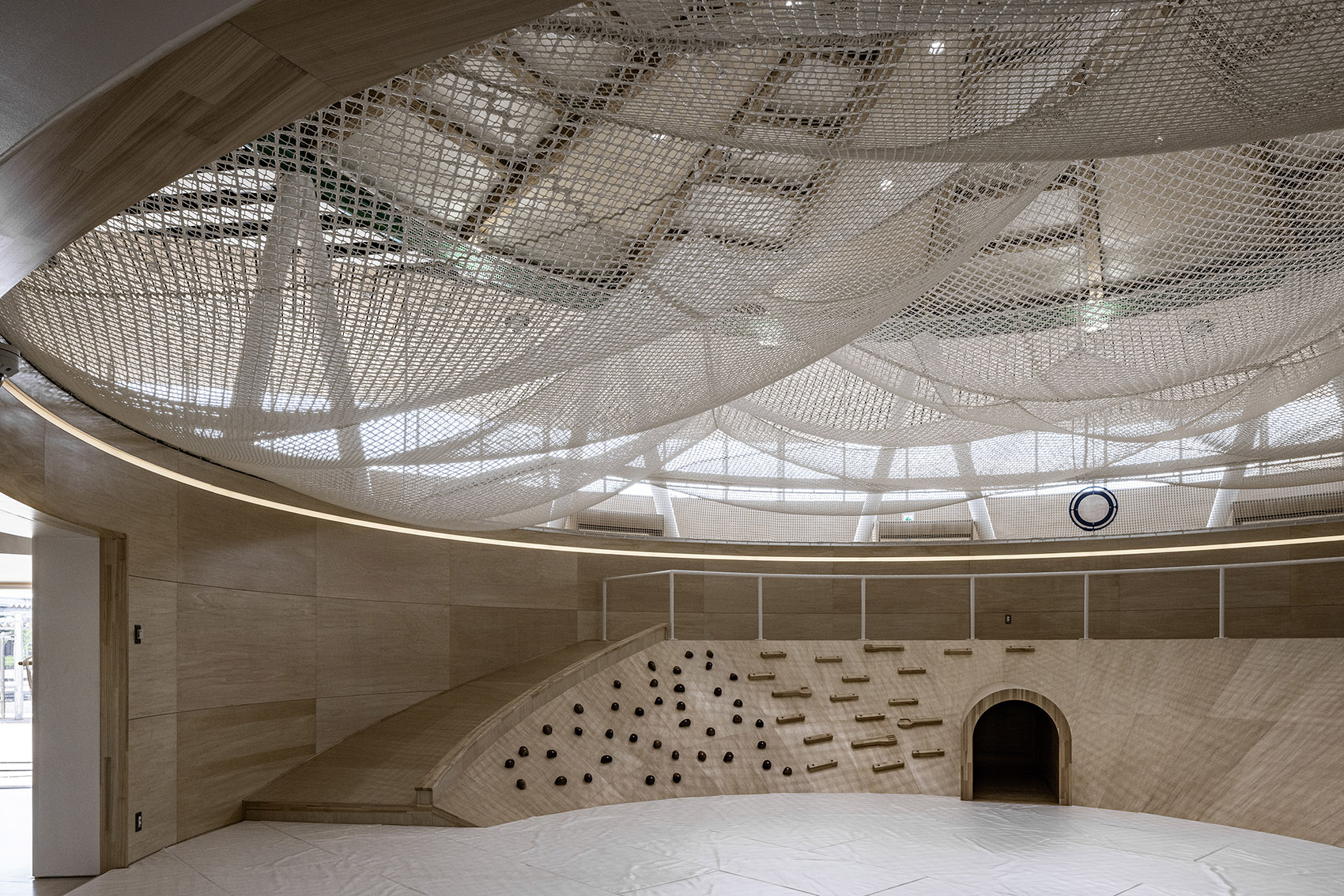 tsunami city indoor play facility by mikami