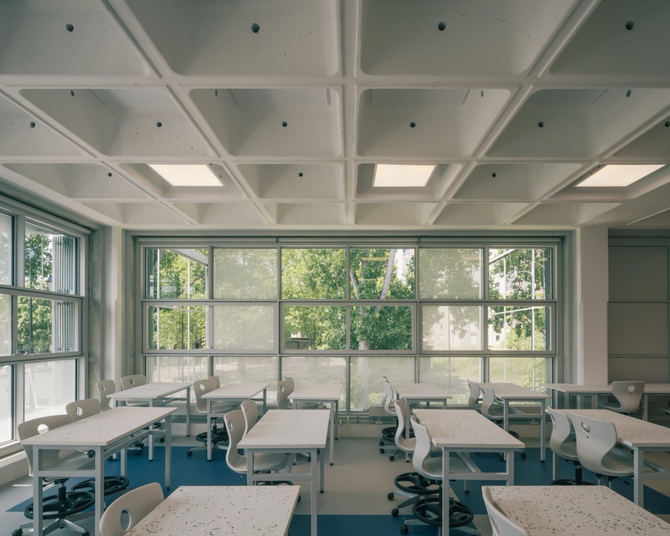 Anne Frank Middle School Rehabilitation by MARS Architectes