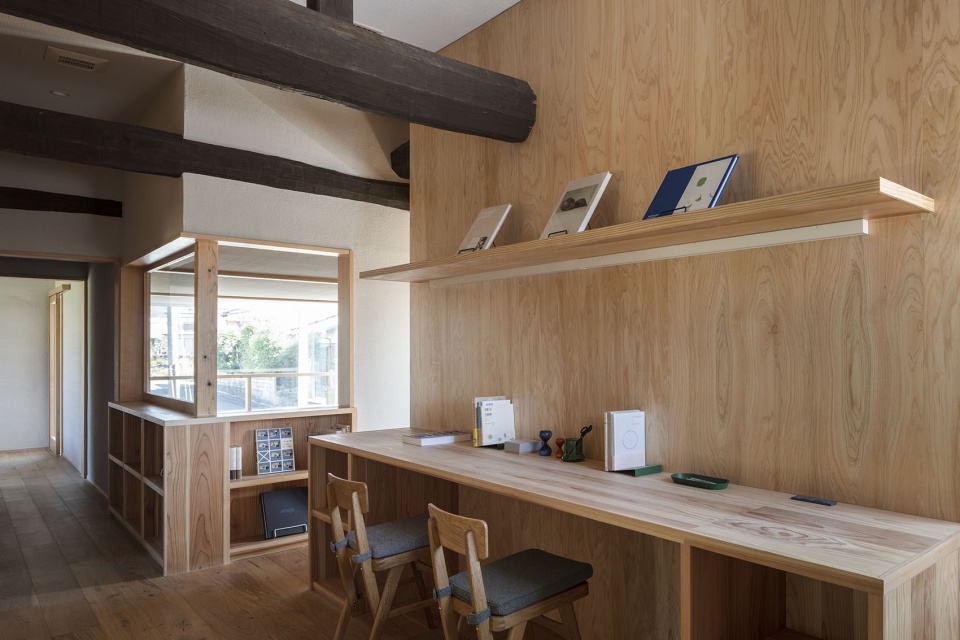 Residence Renovated from Rice Mill