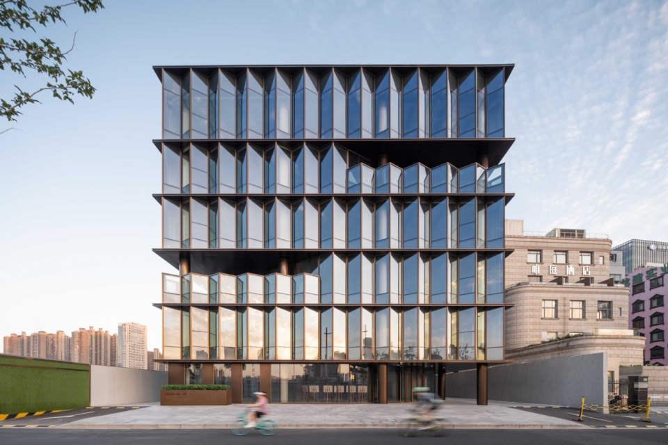 shanghai south bund garage renovation by gmp