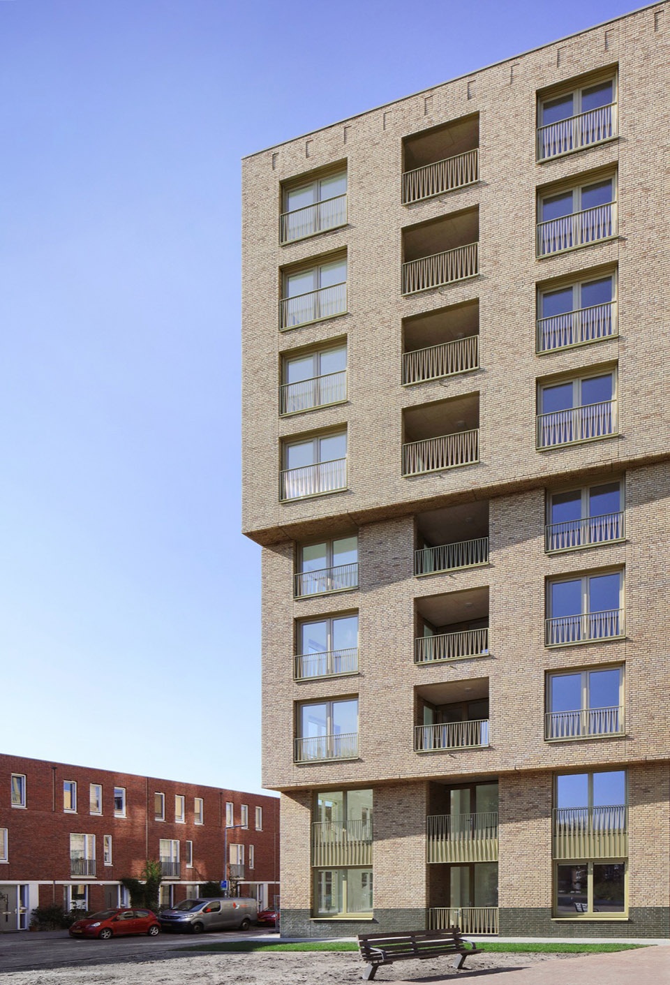 De Hartenrust Residential Building Rotterdam by van Bergen Kolpa Architects