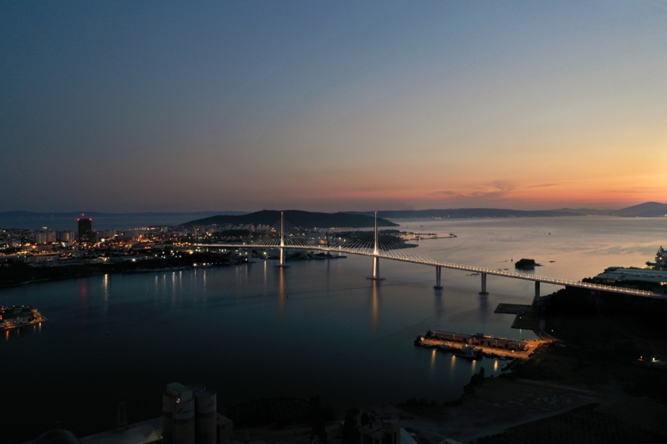 Kastela Bay Bridge by 3LHD Architects