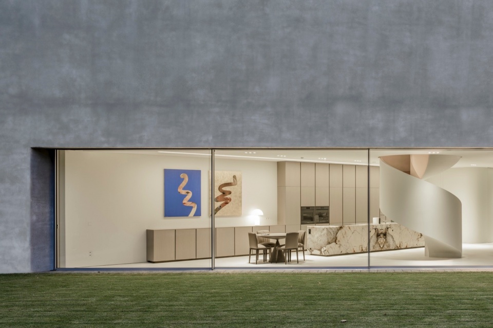 Trim House by KWK Promes