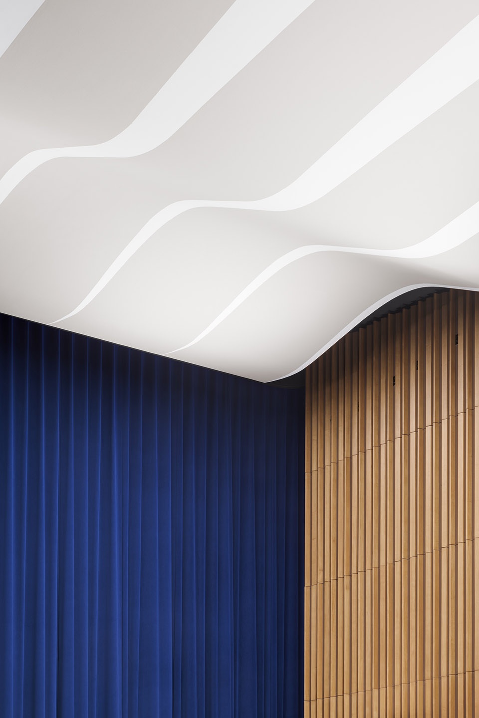 refurbishment of kino international by dickmann richter architekten
