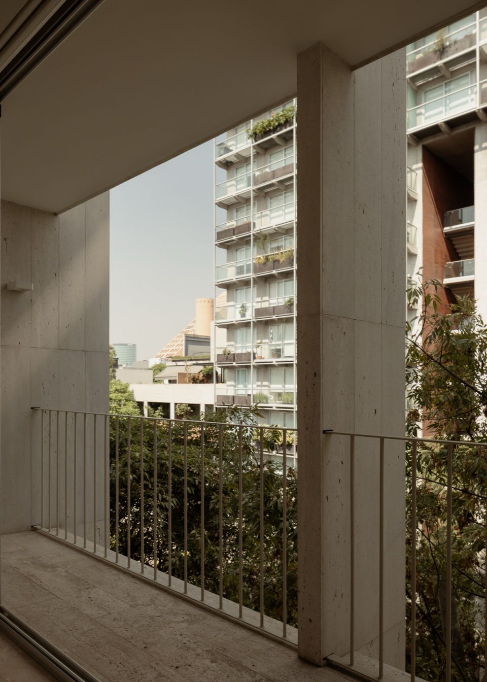edgar allan poe by de rungs arquitectos firmaa