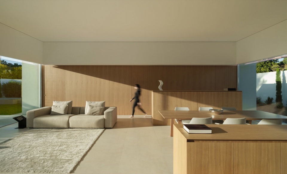 CANO HOUSE by FRAN SILVESTRE ARQUITECTOS