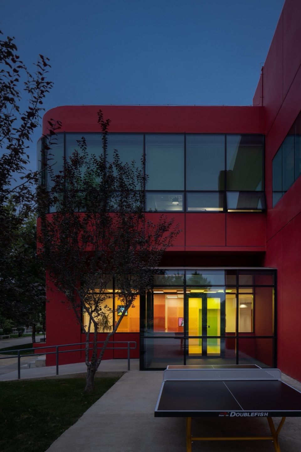 music classrooms at the western academy of beijing by studio vapore