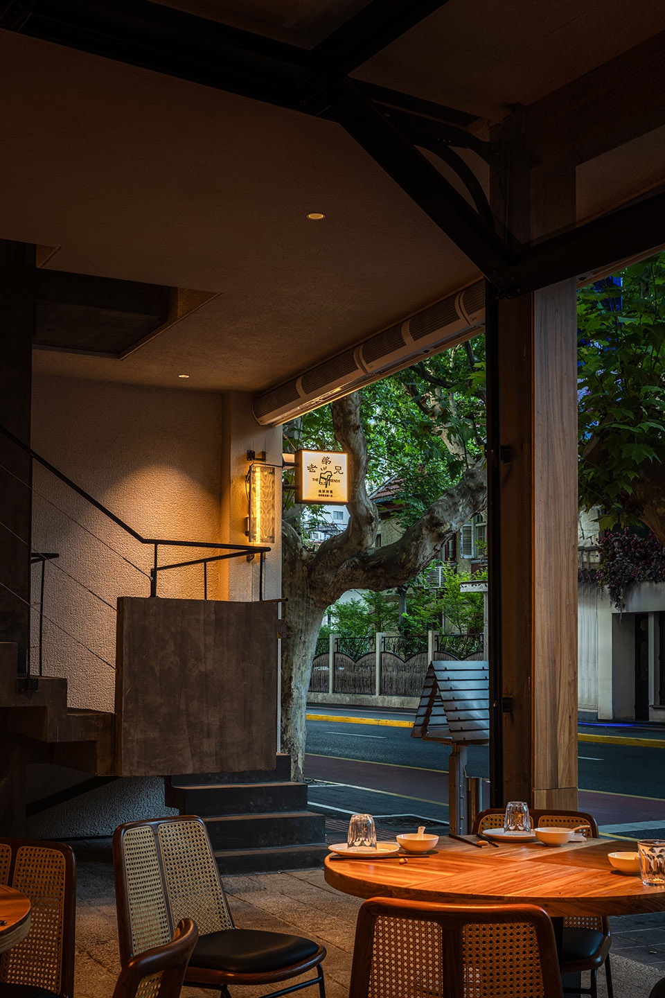 old brother seafood restaurant by young design