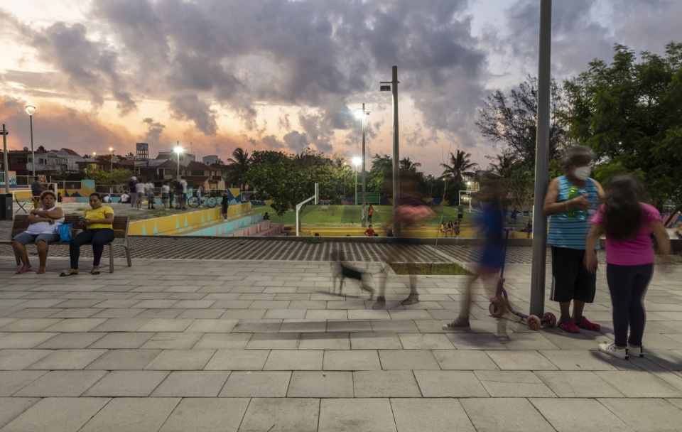 la bulla by taller multidisciplinar
