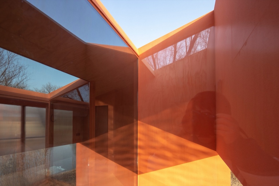 Red Bridge Cabin Wild Home by Wiki World Advanced Architecture Lab