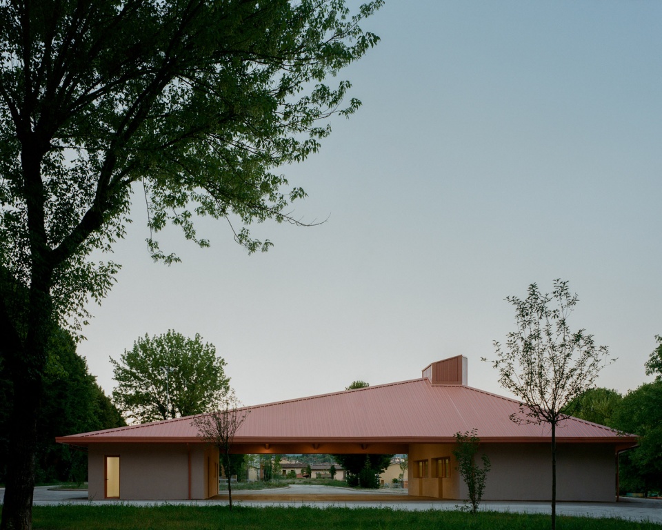 under the pink roof by caret studio