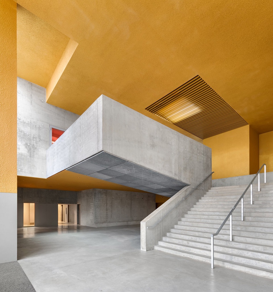 SPOT Multipurpose Sports Centre in Thionville by Dominique Coulon Associes