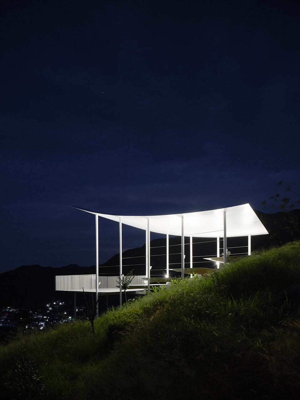 floating pavilion by studio re n