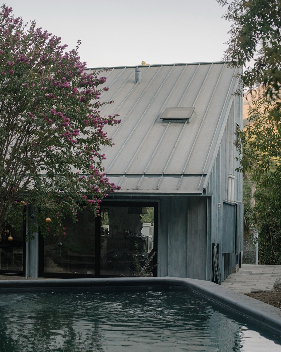 CASA TAM by Ivan Bravo Architects