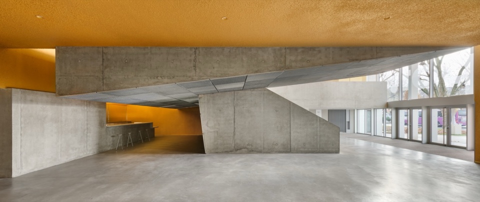 SPOT Multipurpose Sports Centre in Thionville by Dominique Coulon Associes