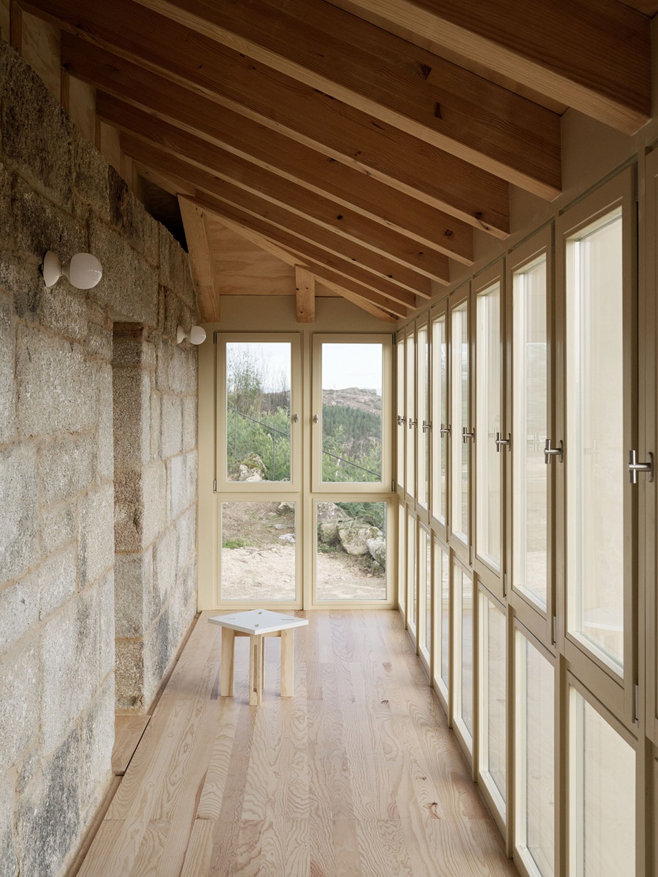 muimenta social center by miguel angel diaz gonzalez