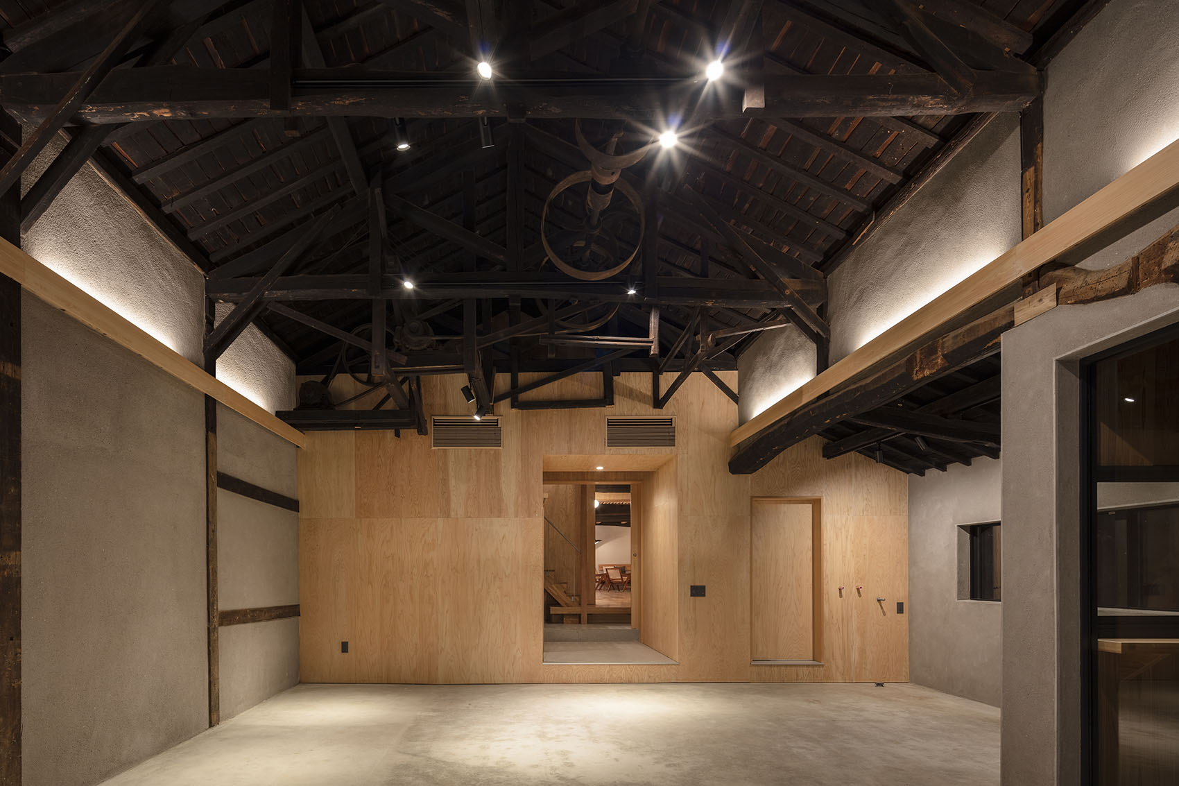 Residence Renovated from Rice Mill