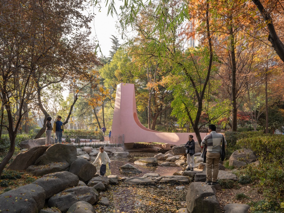 bridge of happiness by hcch studio