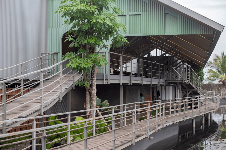 padi rest area by miv architects