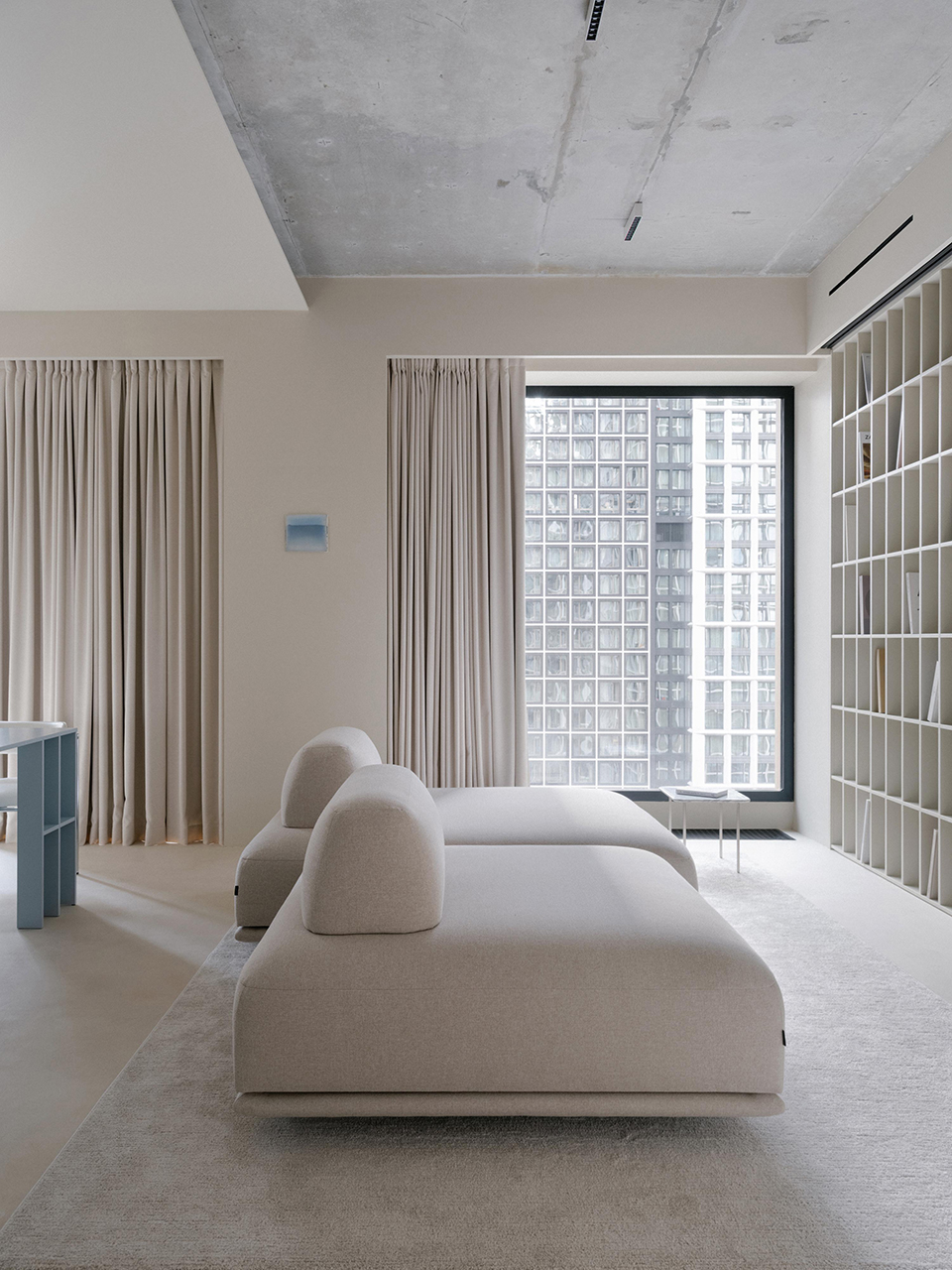 Rethinking the Sky House by Krisanova Design Studio - 谷德设计网