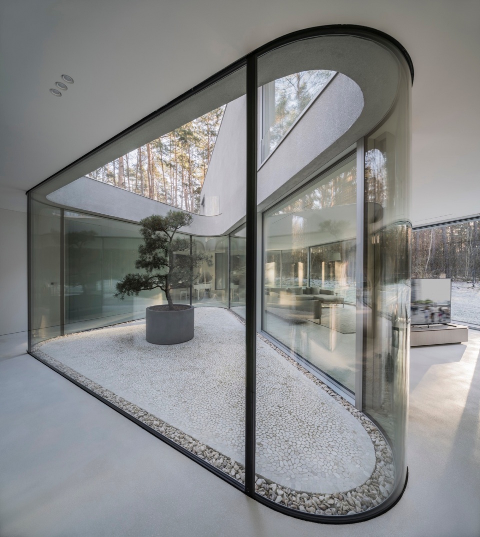 Trim House by KWK Promes