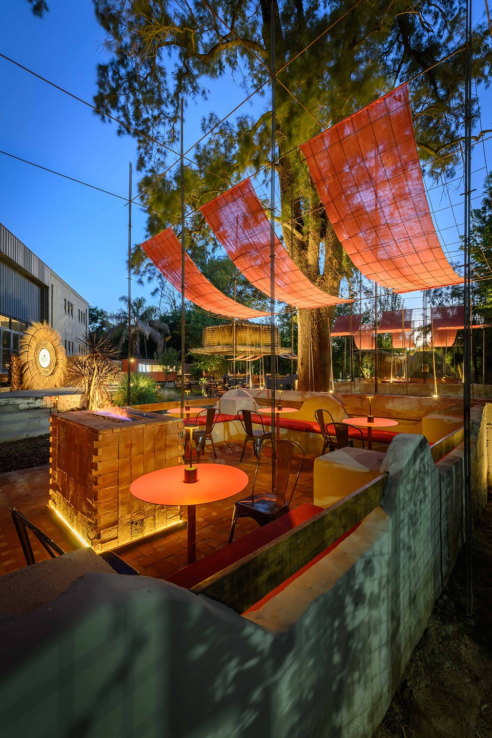 a series of essays to de colonize the territory by efeeme architects
