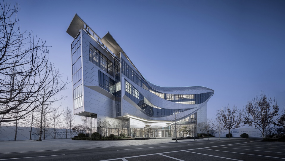 new energy eco city zero carbon exhibition center by wsp
