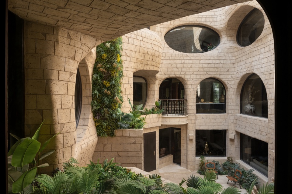 Fonte d Amore by MOFA Studio