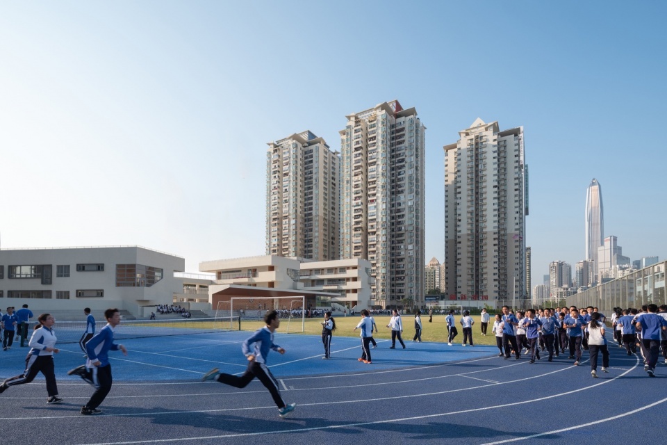 Intervention of Hongling Middle School Shixia Campus by Tumushi Architects