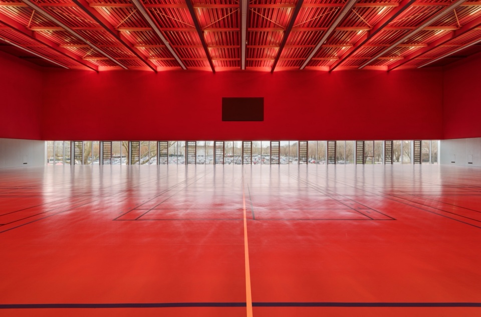 SPOT Multipurpose Sports Centre in Thionville by Dominique Coulon Associes