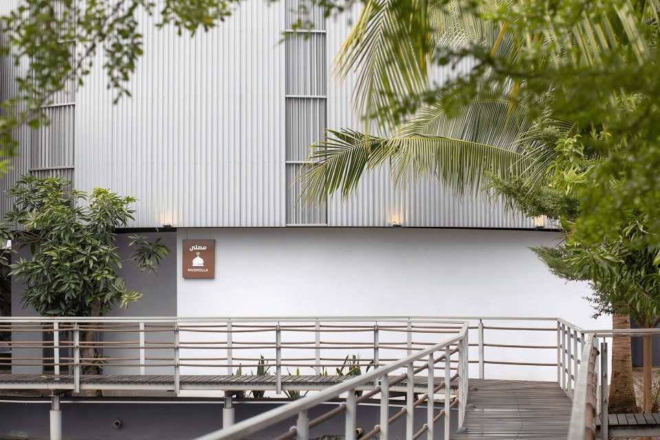 padi rest area by miv architects