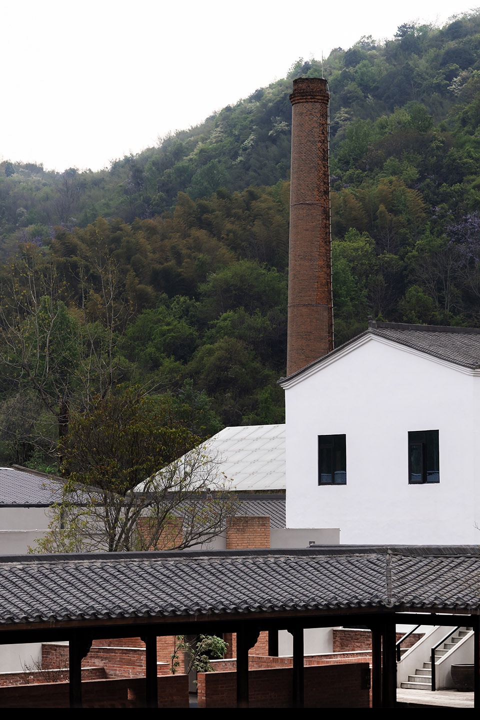 chizhou hongzhuanji guesthouse by suzhou youjian commercial design