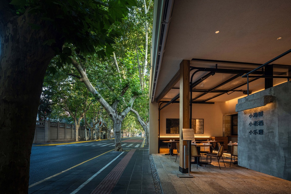 old brother seafood restaurant by young design