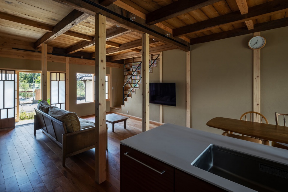 Kusafushi House