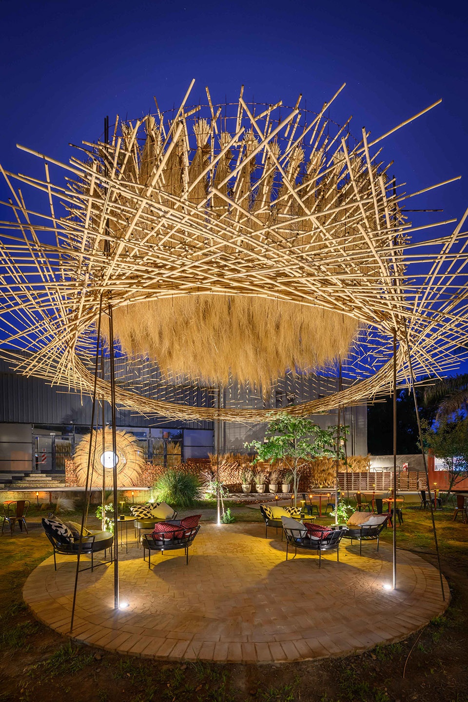 a series of essays to de colonize the territory by efeeme architects