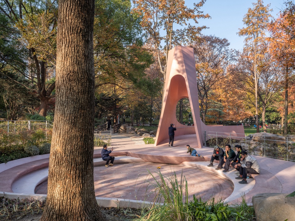 bridge of happiness by hcch studio