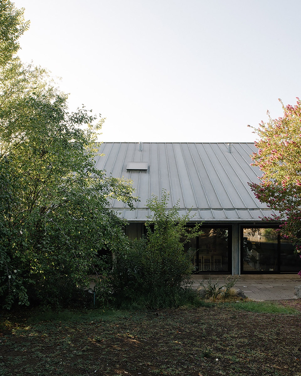 CASA TAM by Ivan Bravo Architects