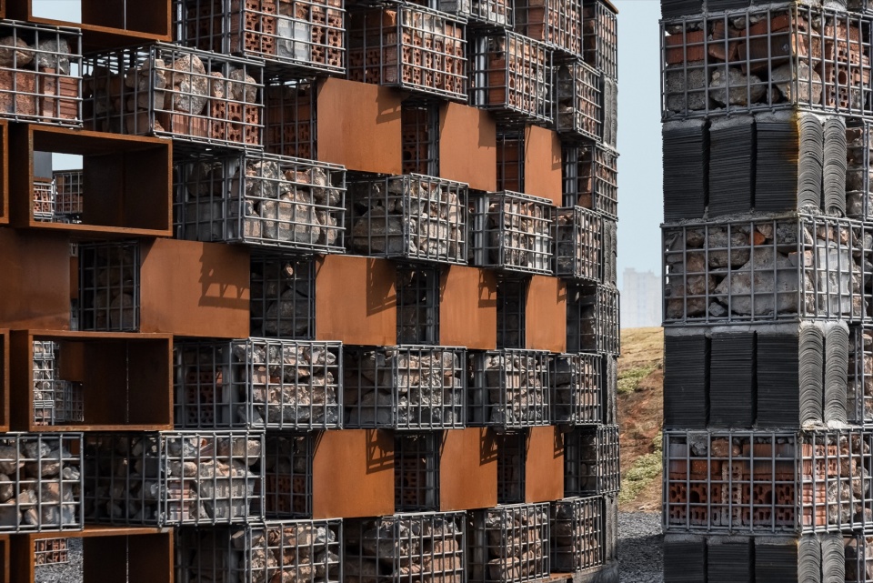 echo of the ruins by 1y architecture