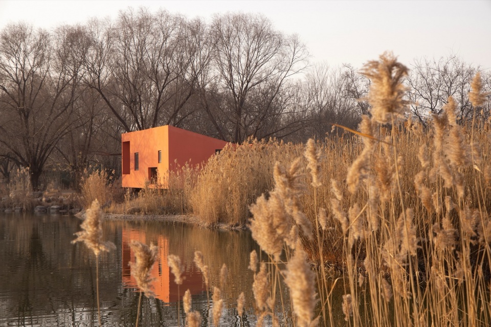 Red Bridge Cabin Wild Home by Wiki World Advanced Architecture Lab