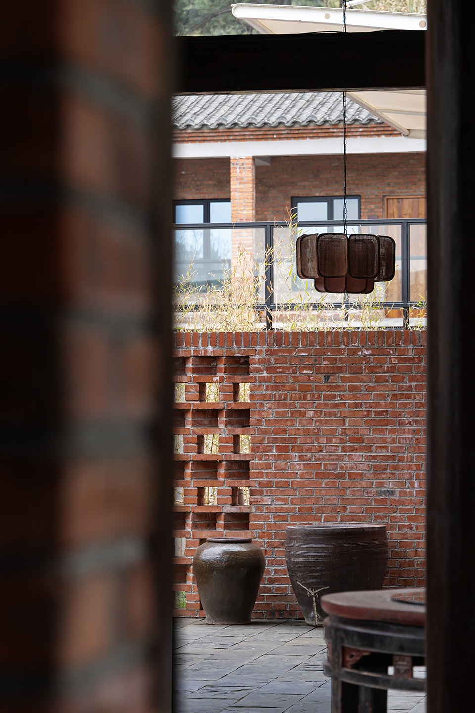 chizhou hongzhuanji guesthouse by suzhou youjian commercial design
