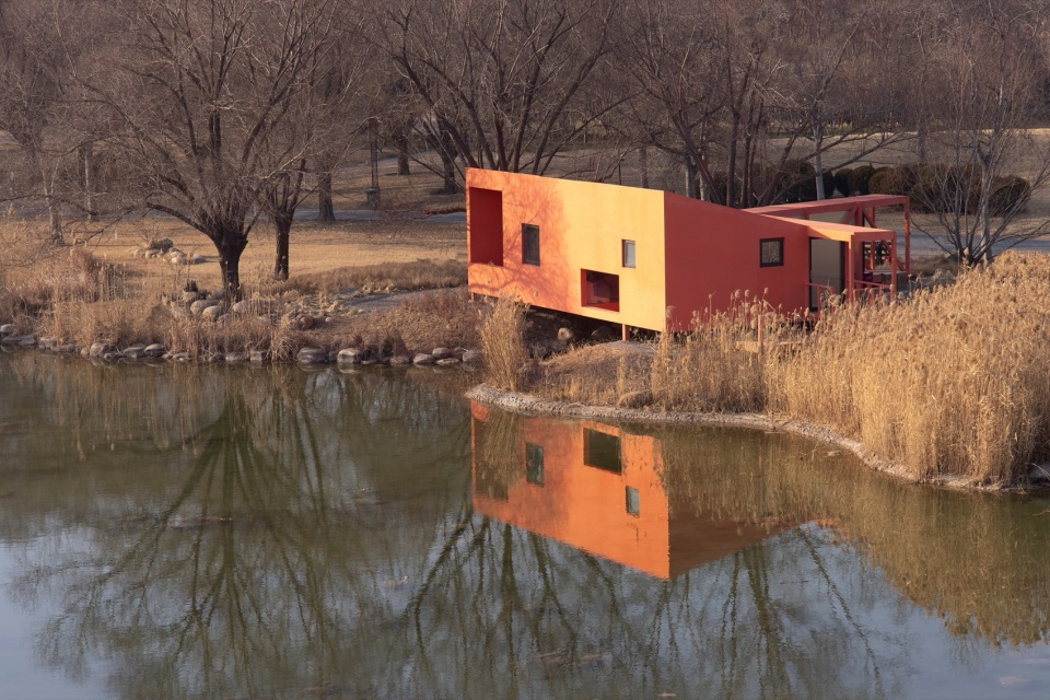 Red Bridge Cabin Wild Home by Wiki World Advanced Architecture Lab