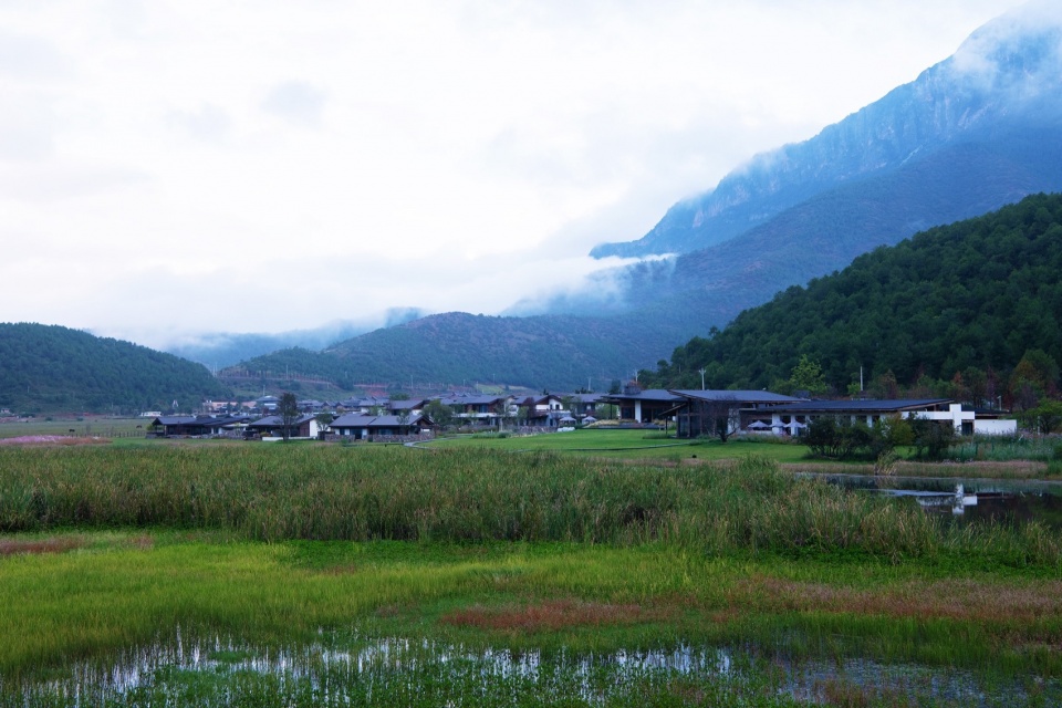 Lugu Lanyond Alpine Lake Retreat by Z scape