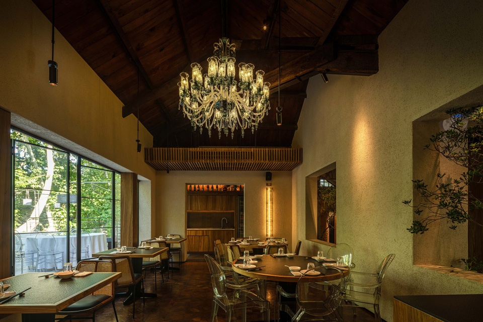 old brother seafood restaurant by young design