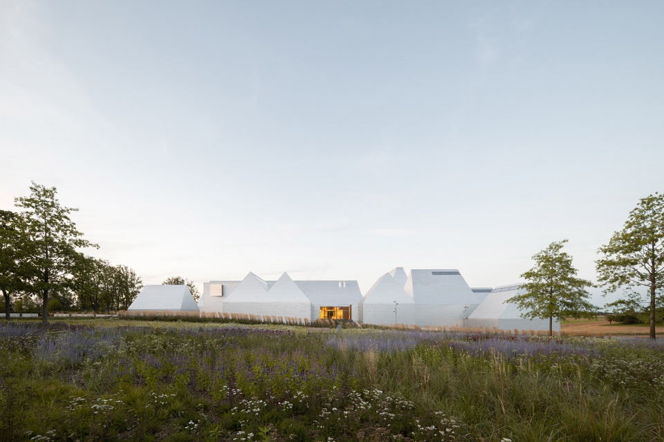 the lost shtetl jewish museum by lahdelma mahlamaki architects